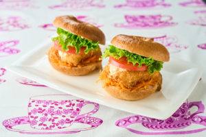 「宗像あなご～じゃすバーガー」